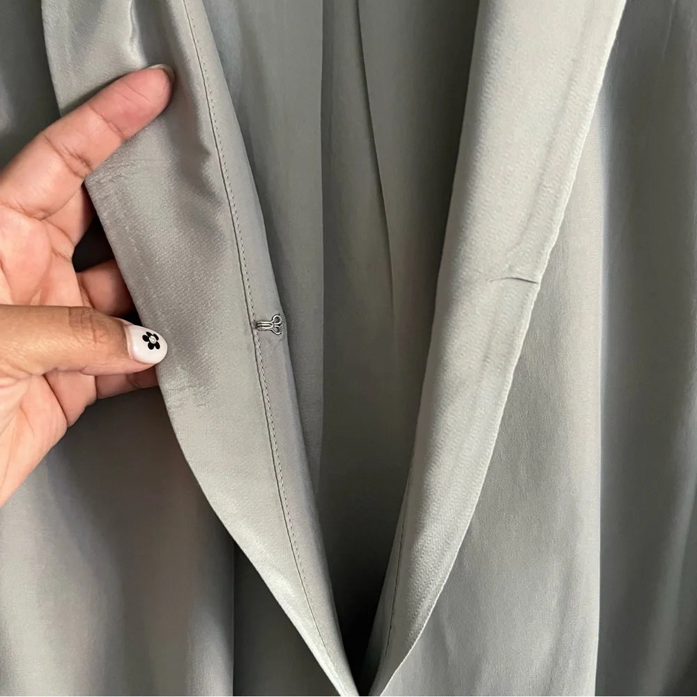 J Brand 100% Silk Wrap Blouse Gray Long Sleeve Size Small - Picture 6 of 9